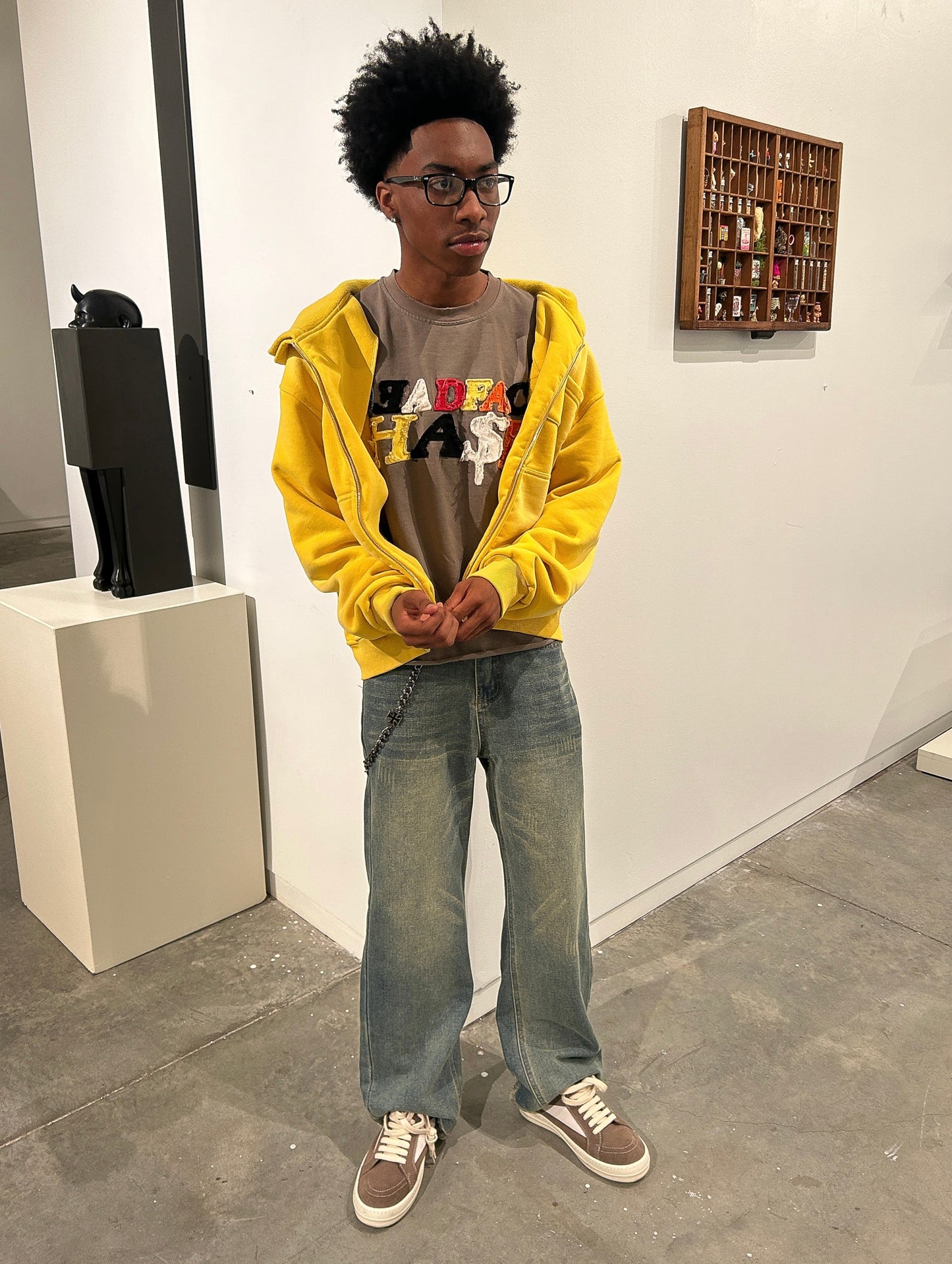 DISHONEST “LEMON” YELLOW